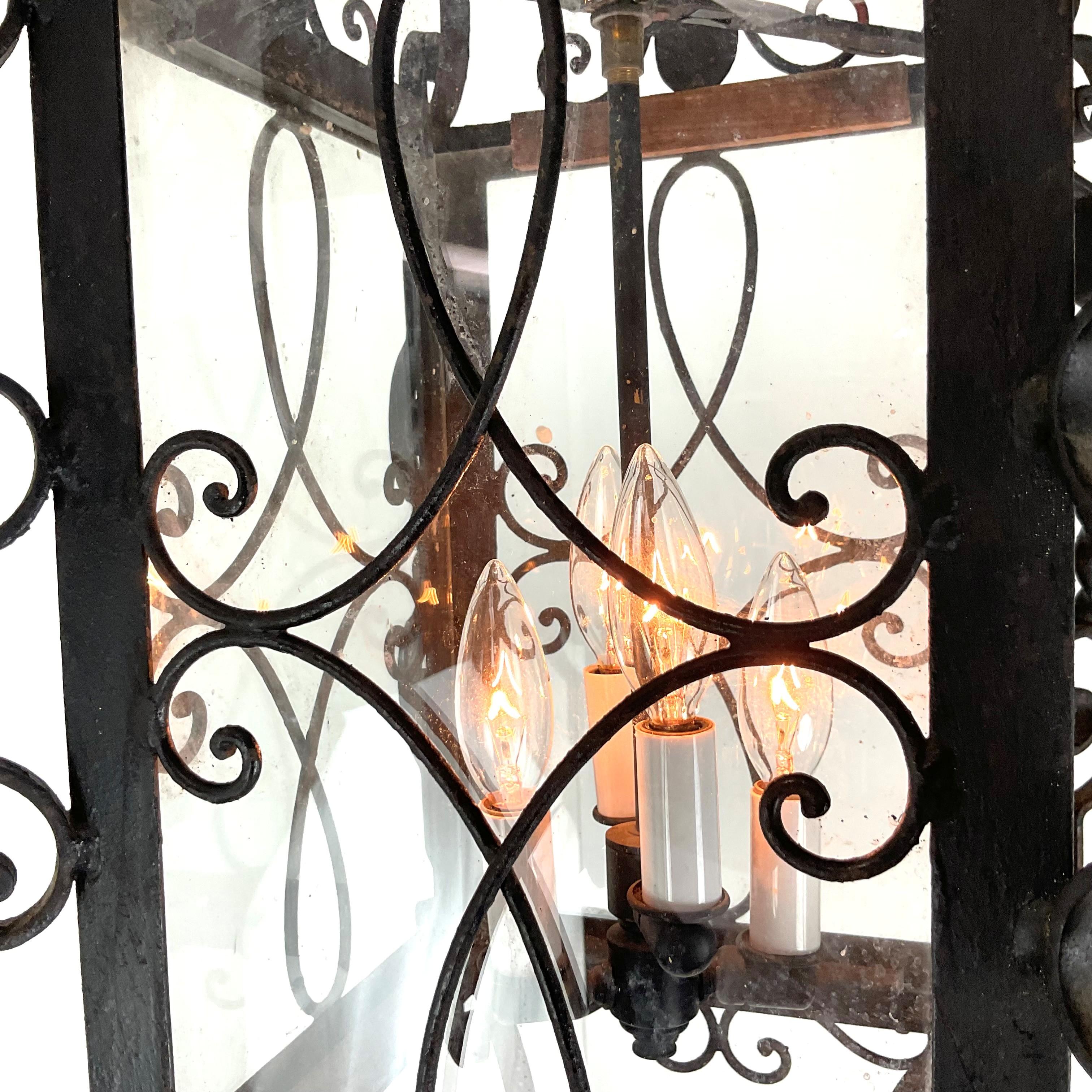 italien Vinatge Forged Iron Italian Lantern en vente