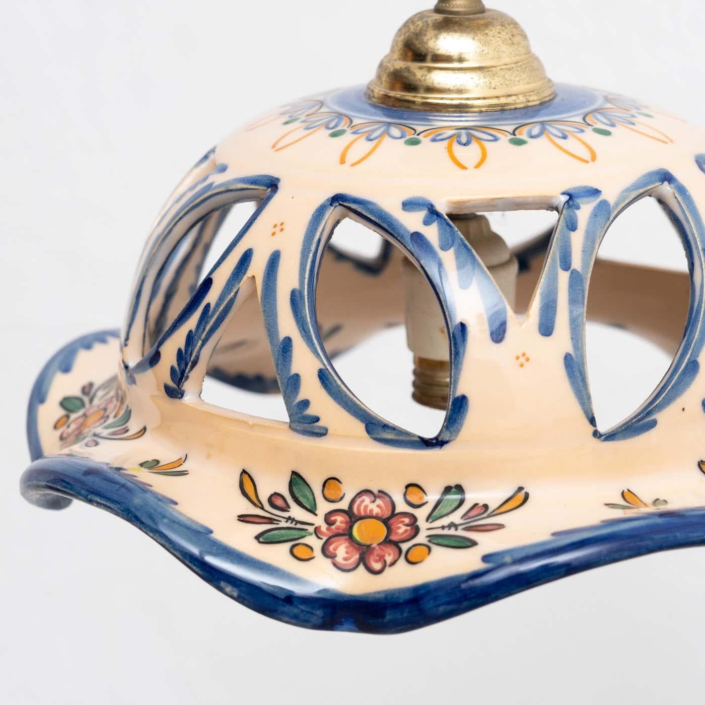 Fin du 20e siècle Plafonnier Vinatge en céramique peinte à la main, vers 1980 en vente