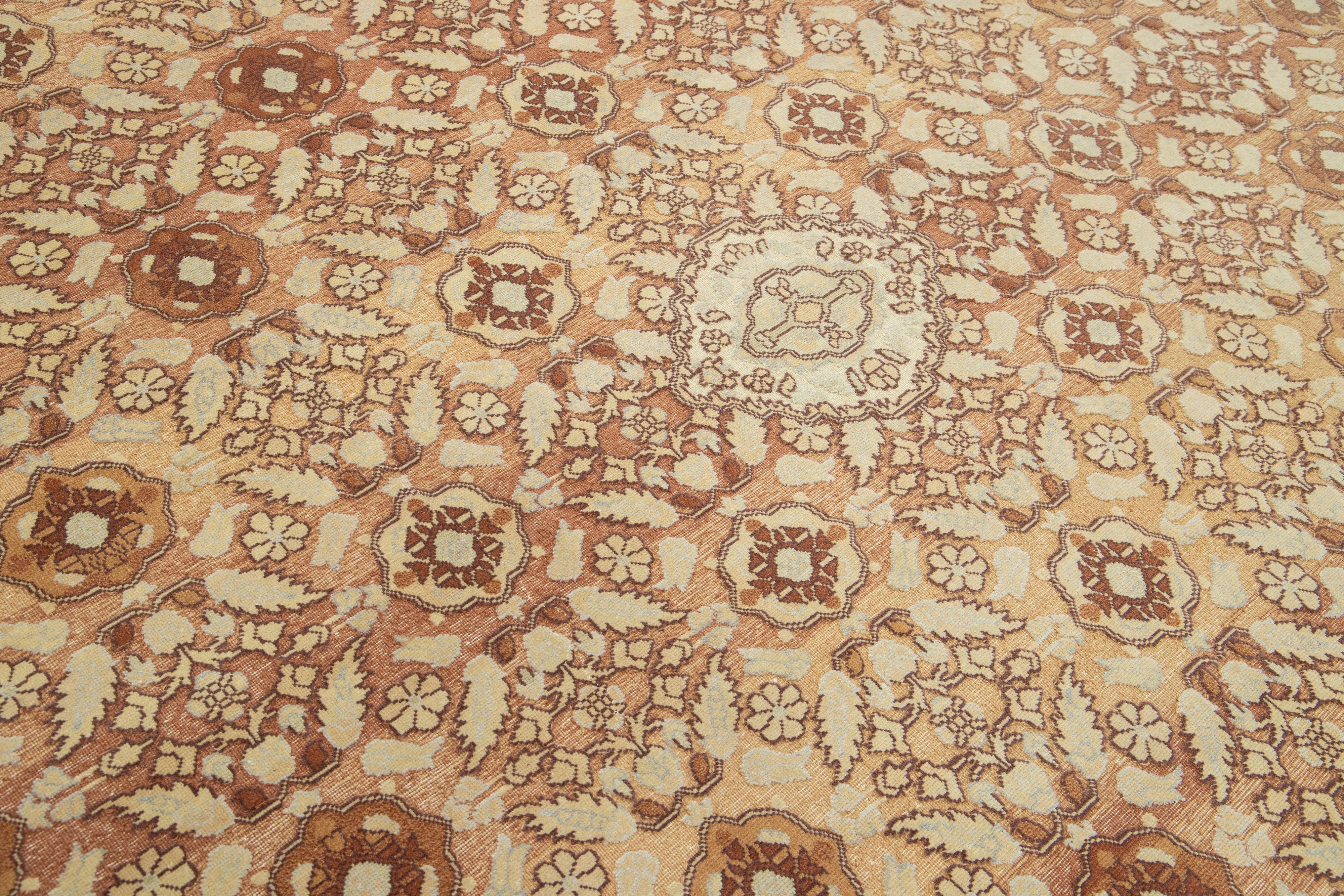 Tappeto di lana indiano Vinatge Agra Designed fatto a mano in colore marrone chiaro in vendita 2