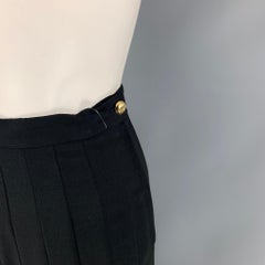 Vinatge SALVATORE FERRAGAMO Pantalones de vestir de pierna ancha plisados de lana negra talla 4