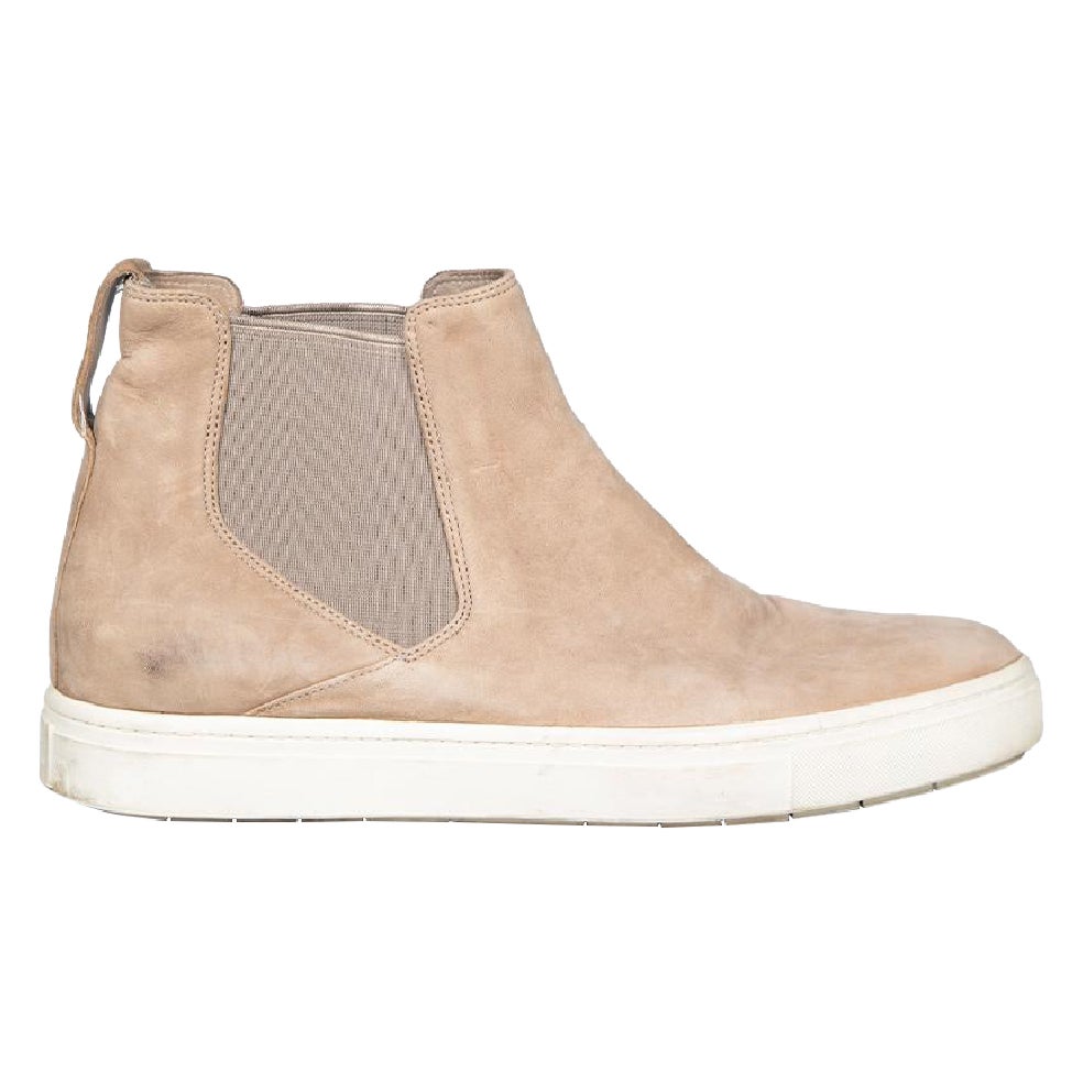 Vince Beige Suede Ankle Chelsea Boots Size IT 37.5 For Sale