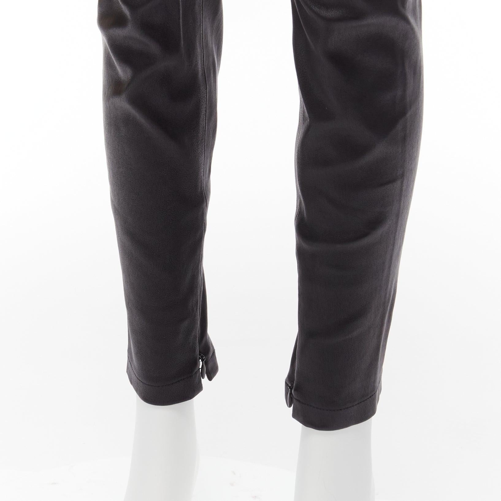 VINCE black genuine leather panelled back darts fitted moto leggings XS
Reference: LNKO/A02220
Brand: Vince
Material: Leather
Color: Black
Pattern: Solid
Closure: Elasticated
Lining: Grey Fabric
Made in: China

CONDITION:
Condition: Good, this item