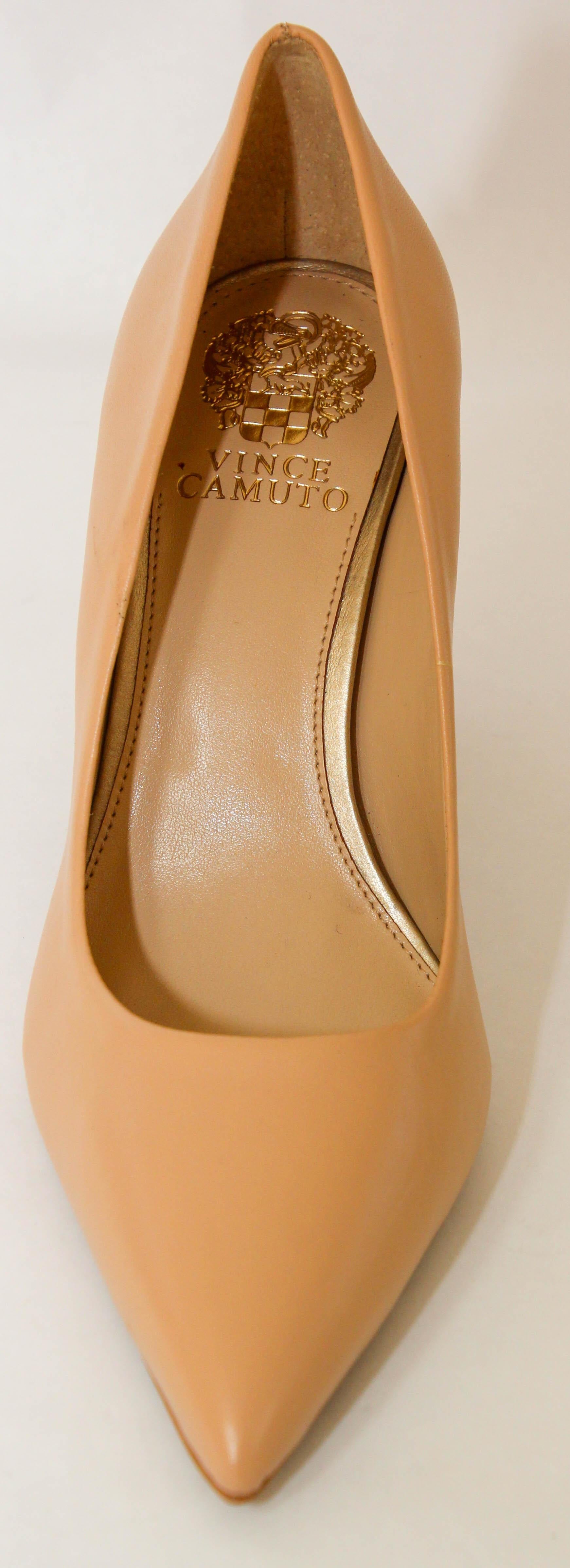 Vince Camuto Tan Leather Heel Pointed Toe Pump size 8.5  For Sale 3