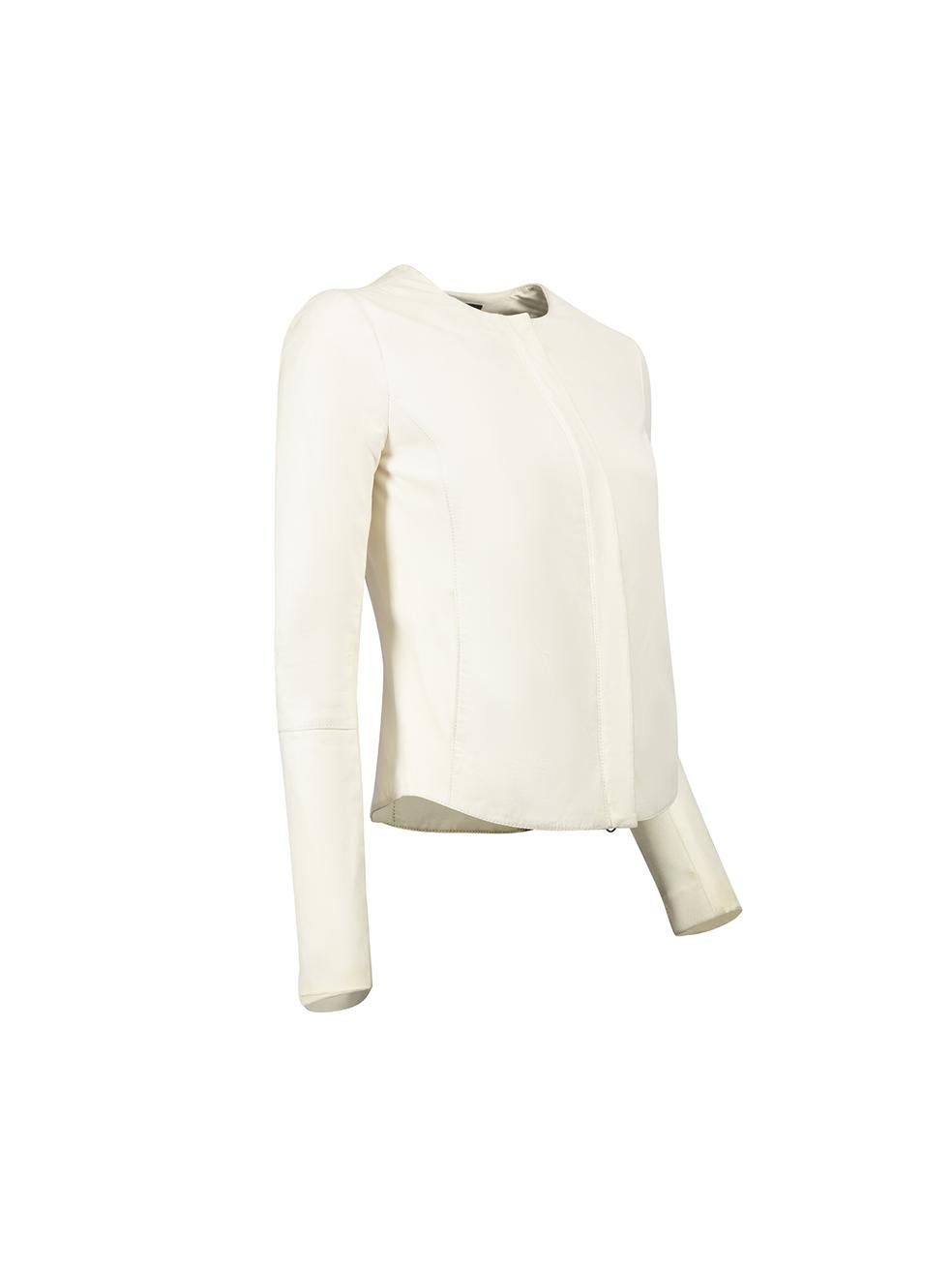CONDITION is Good. General wear to jacket is evident. Moderate signs of wear to inner collar and mild staining over exterior and along cuffs on this used Vince designer resale item.
 
 Details
 Cream
 Leather
 Fitted jacket
 Front double zip