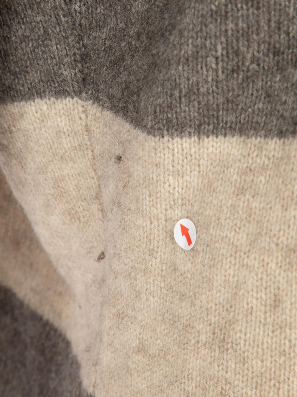 Pull en laine rayée gris et beige de Vince Taille L Pour femmes en vente