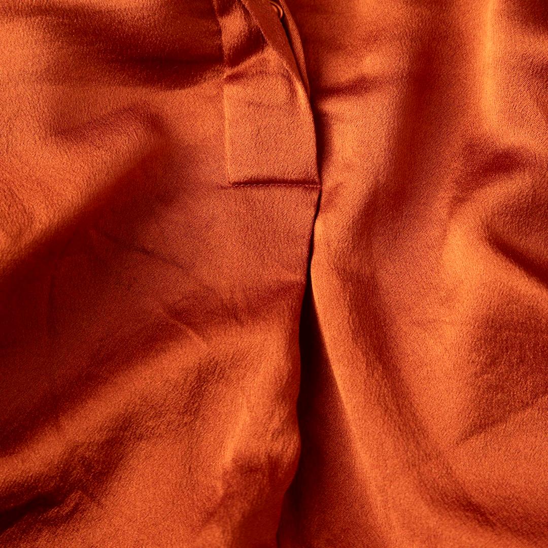 Vince Orange Silk V Neck Blouse Size XS In Good Condition In London, GB