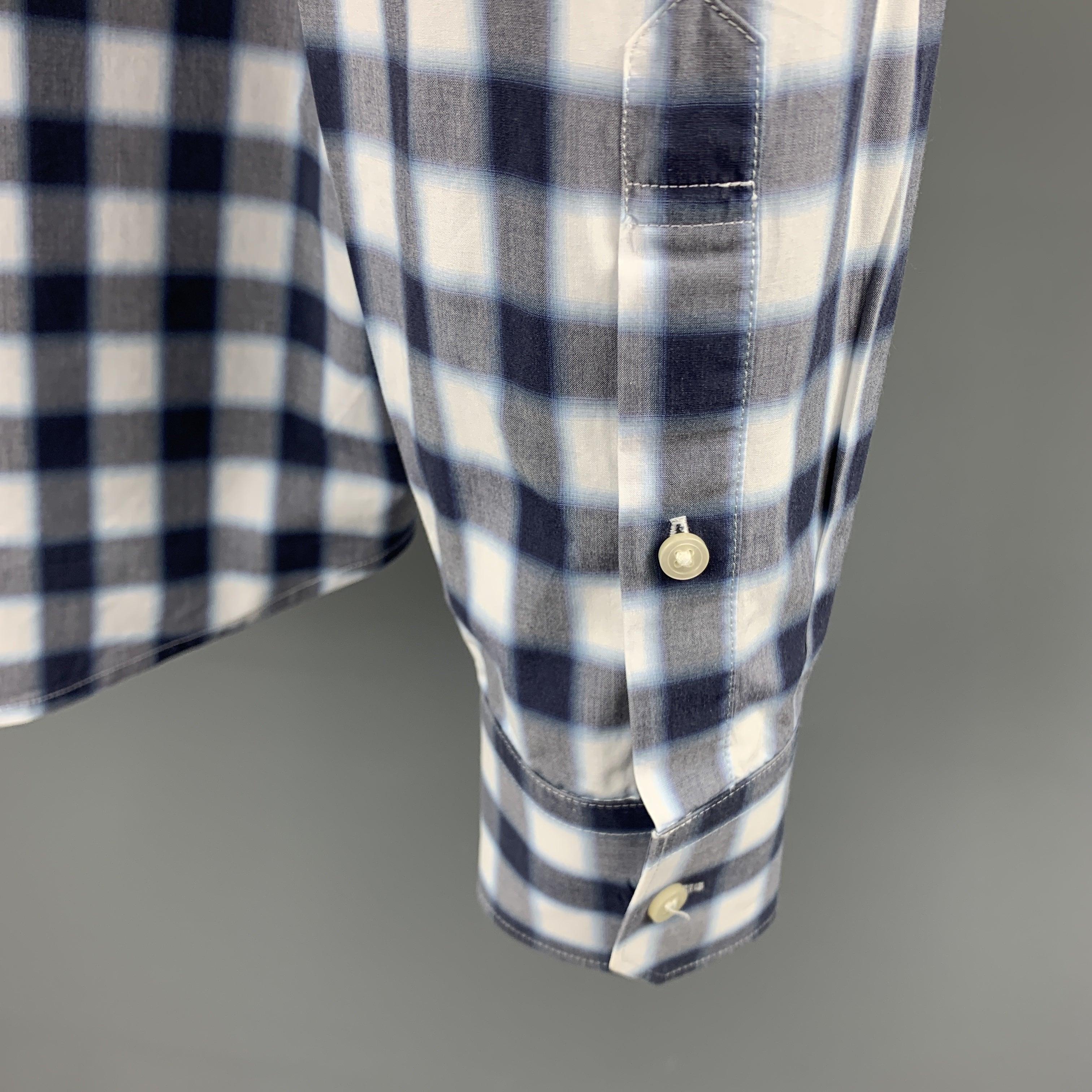 VINCE Size M Navy & Gray Plaid Cotton Button Down Long Sleeve Shirt In Good Condition For Sale In San Francisco, CA
