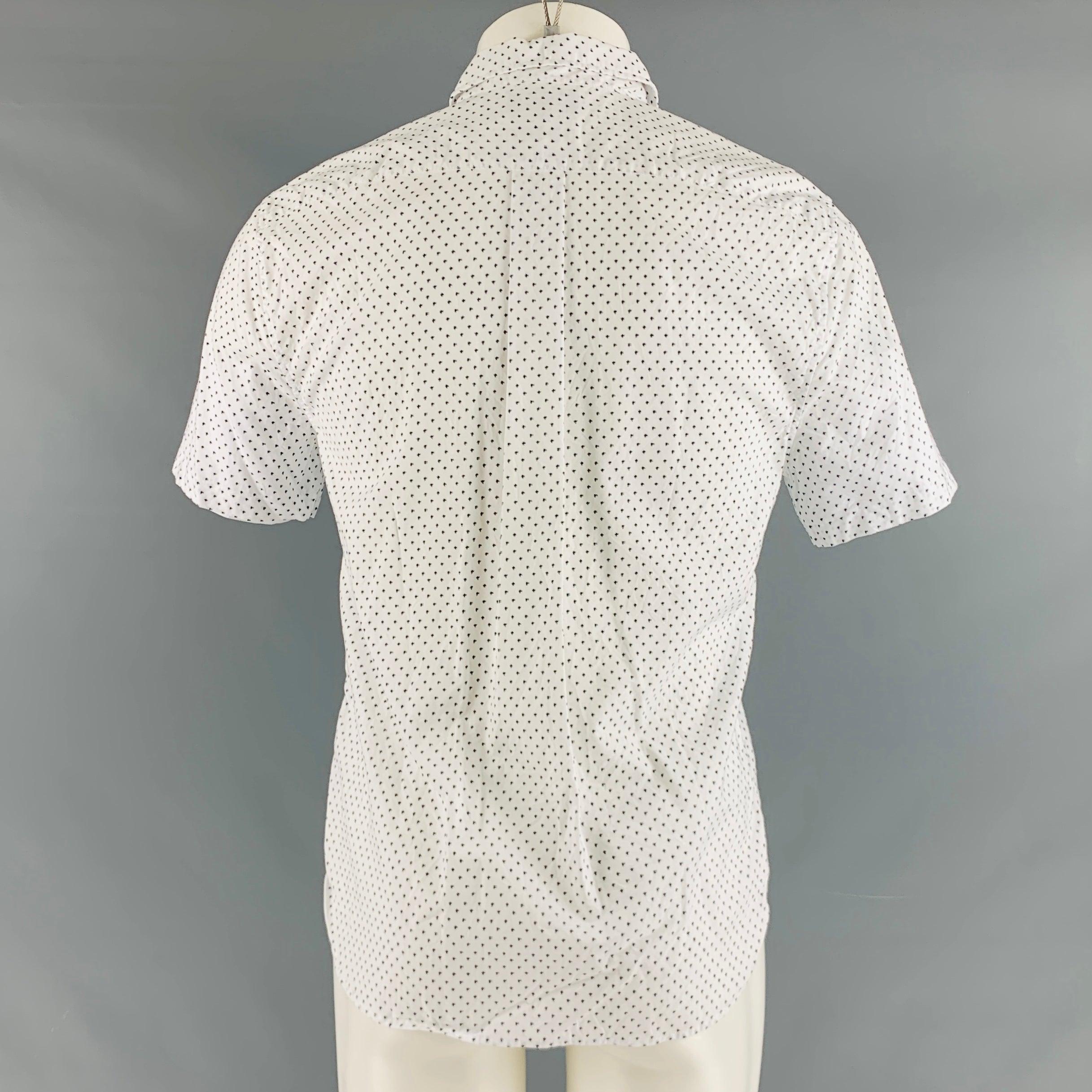 VINCE Größe M Weiß Schwarz Abstraktes Kurzarmhemd aus Baumwolle mit einer Tasche und abstraktem Lyocel / Baumwolle Herren im Angebot