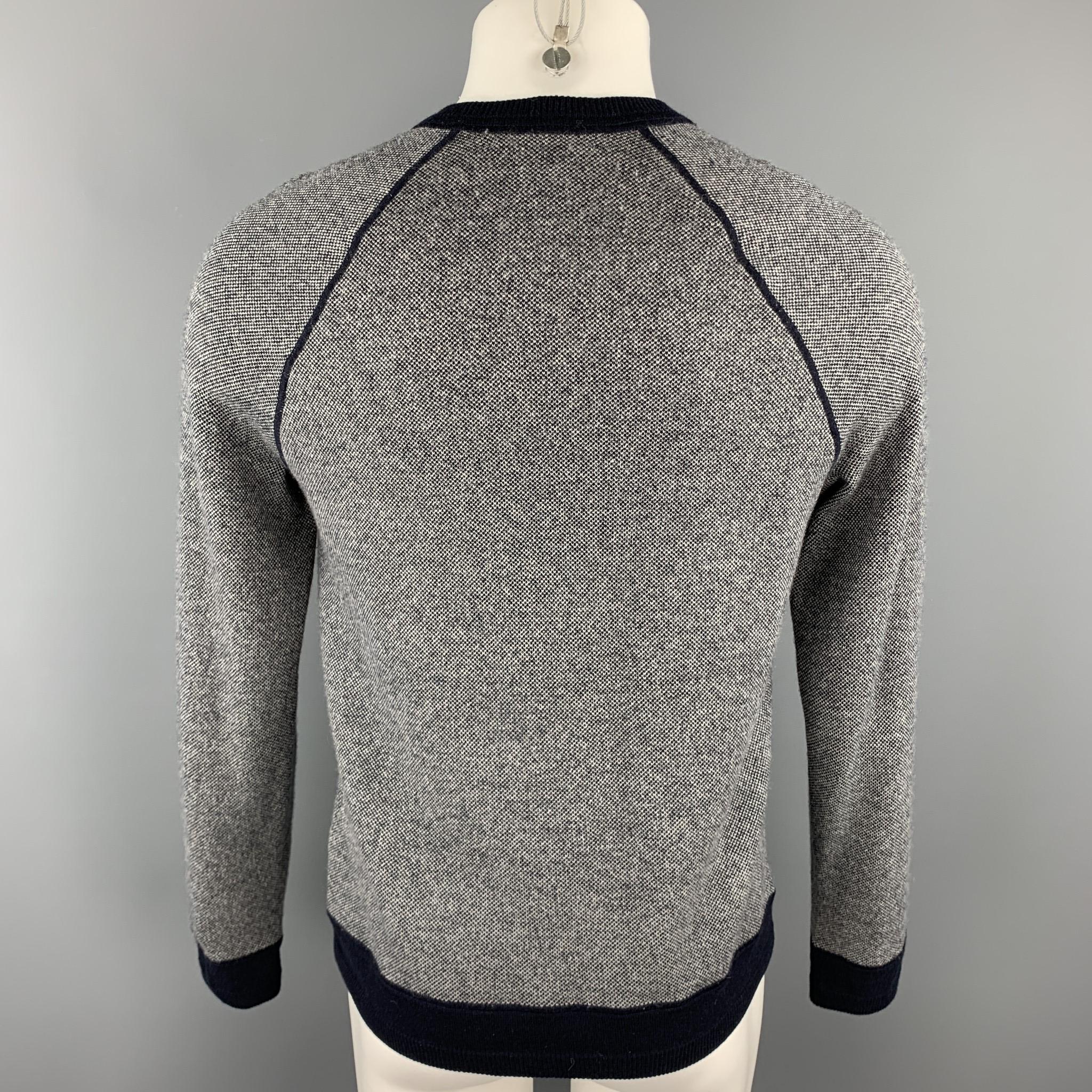 VINCE Size S Gray Heather Wool / Cashmere Crew-Neck Pullover Sweater In Excellent Condition In San Francisco, CA