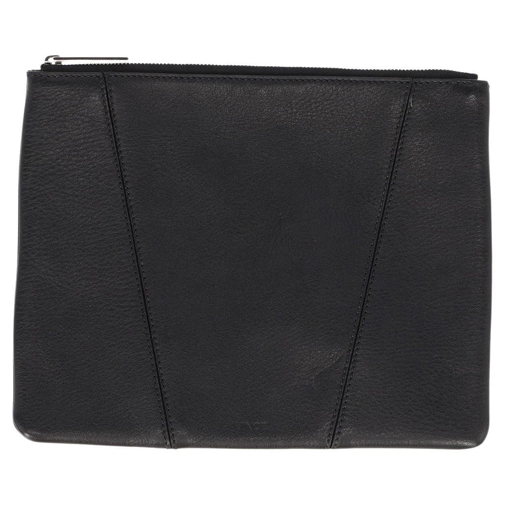Vince Vintage 2000s black leather purse For Sale