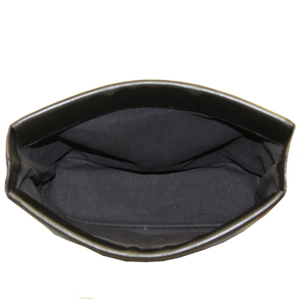 Vince Vintage 2000s black leather purse with white edges For Sale 2