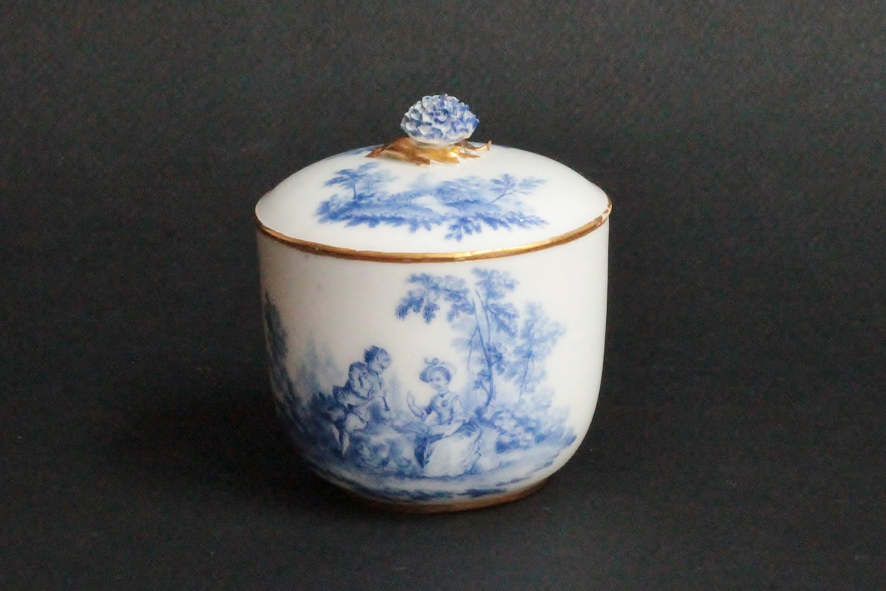 Louis XV Vincennes Sugar Bowl and Cover, Decoration in Blue Shade, circa 1752 For Sale
