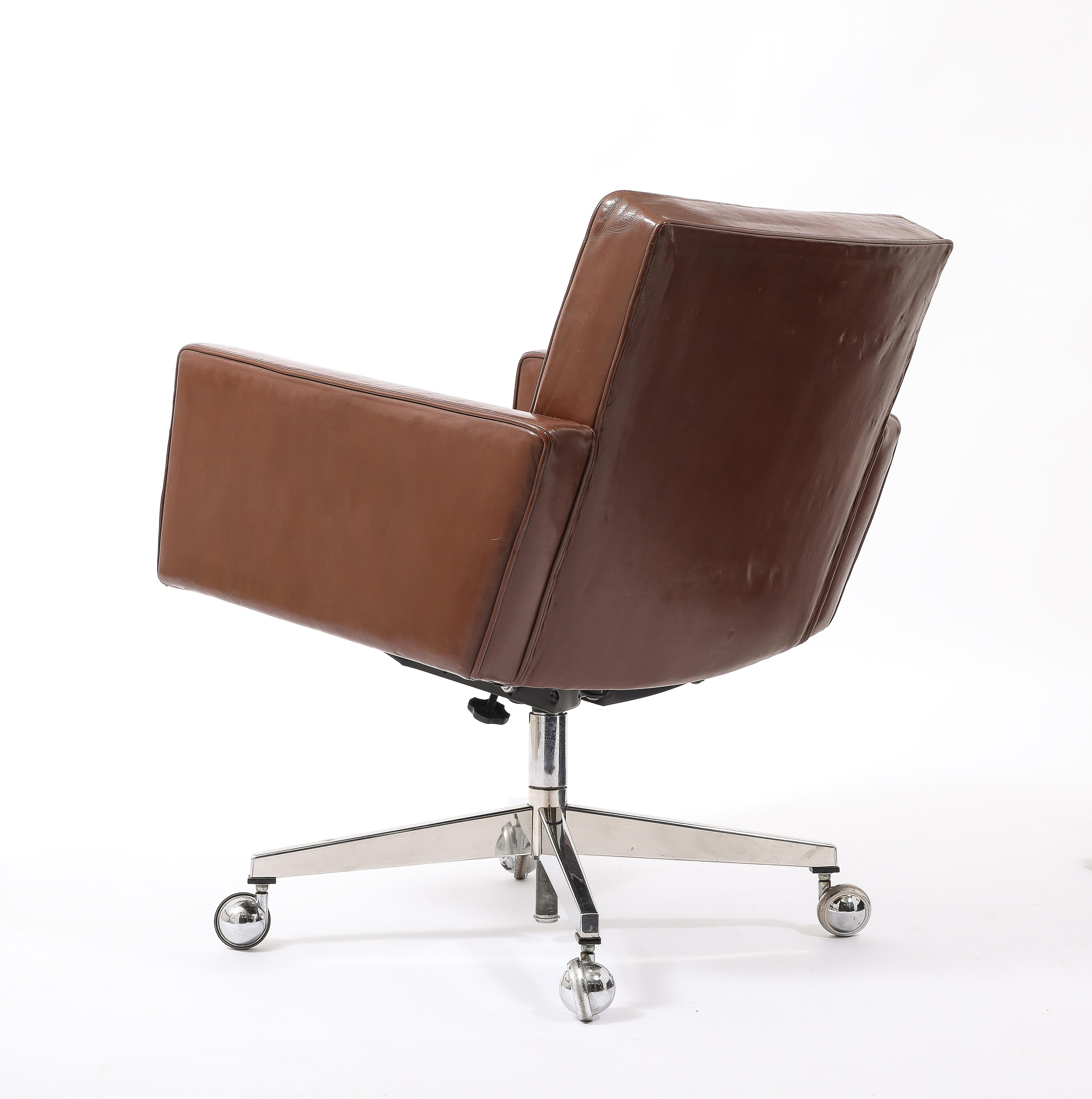 Vincent Cafiero Desk Chair, USA 1950's For Sale 4