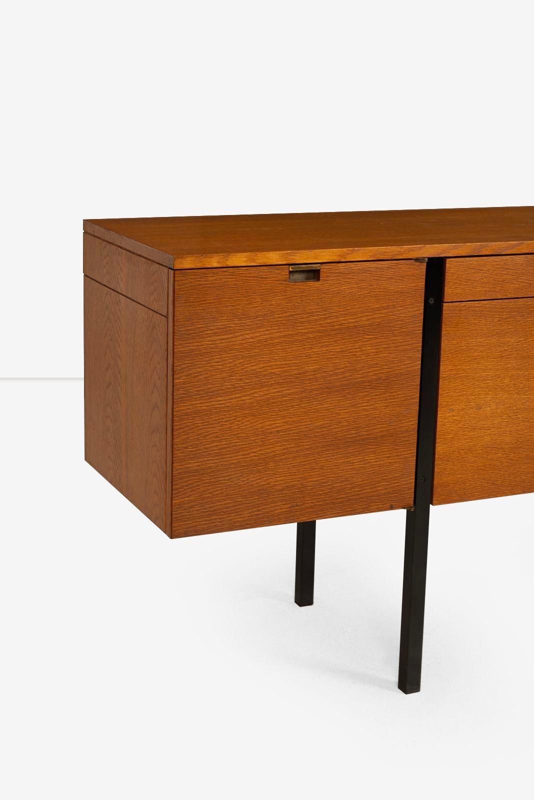Vincent Cafiero for Knoll Planning Unit Credenza For Sale 3