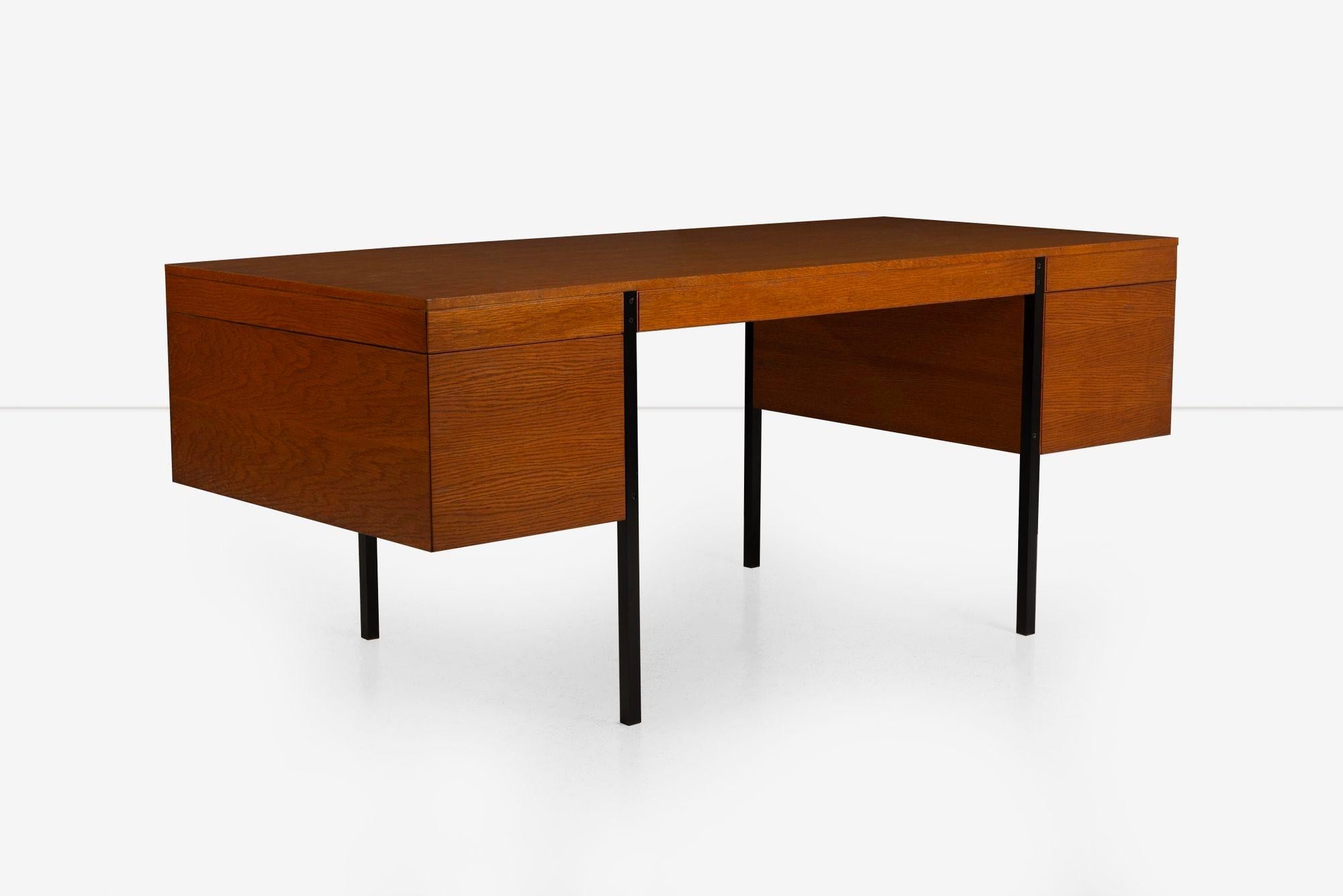 Vincent Cafiero per Knoll Planning Unit Desk In condizioni buone in vendita a Chicago, IL
