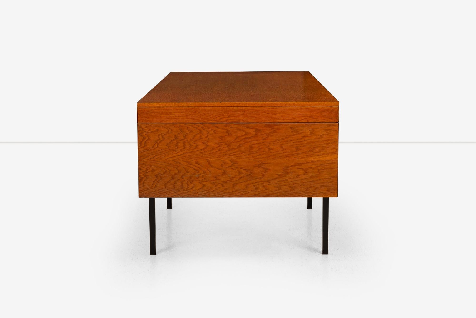 Metà XX secolo Vincent Cafiero per Knoll Planning Unit Desk in vendita