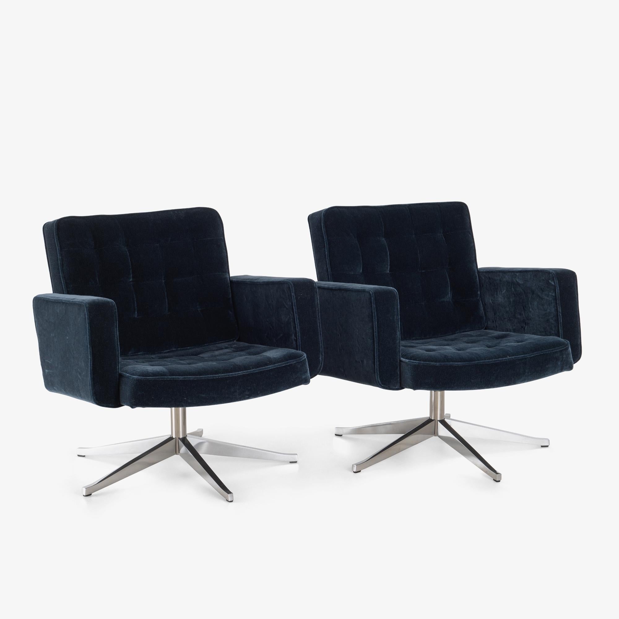 While under the direction of Florence Knoll, her namesake company was known for more than just the impressive portfolio of designs still celebrated to this day. Knoll’s teams of talented designers, the best in their respective categories, were