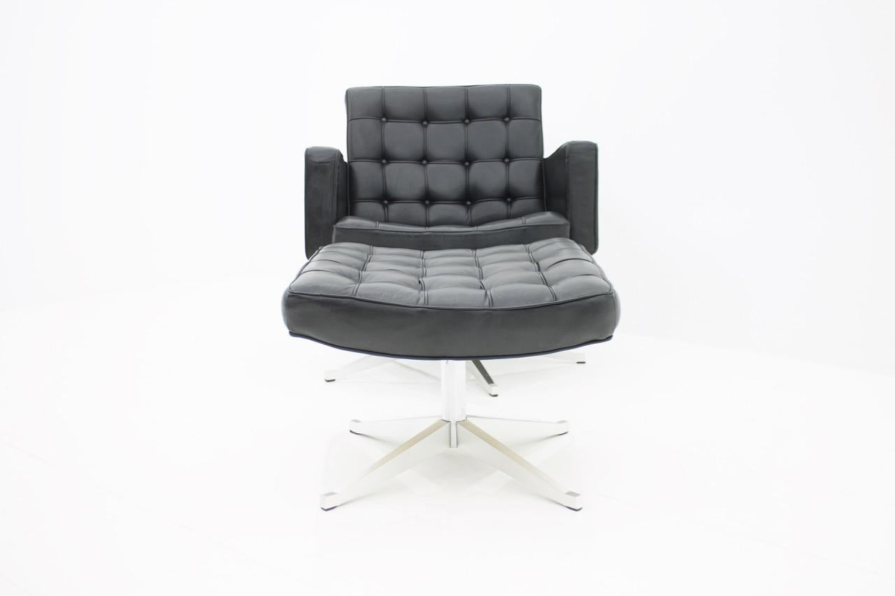 American Vincent Cafiero Leather Lounge Chair with Stool, Knoll International, 1960s