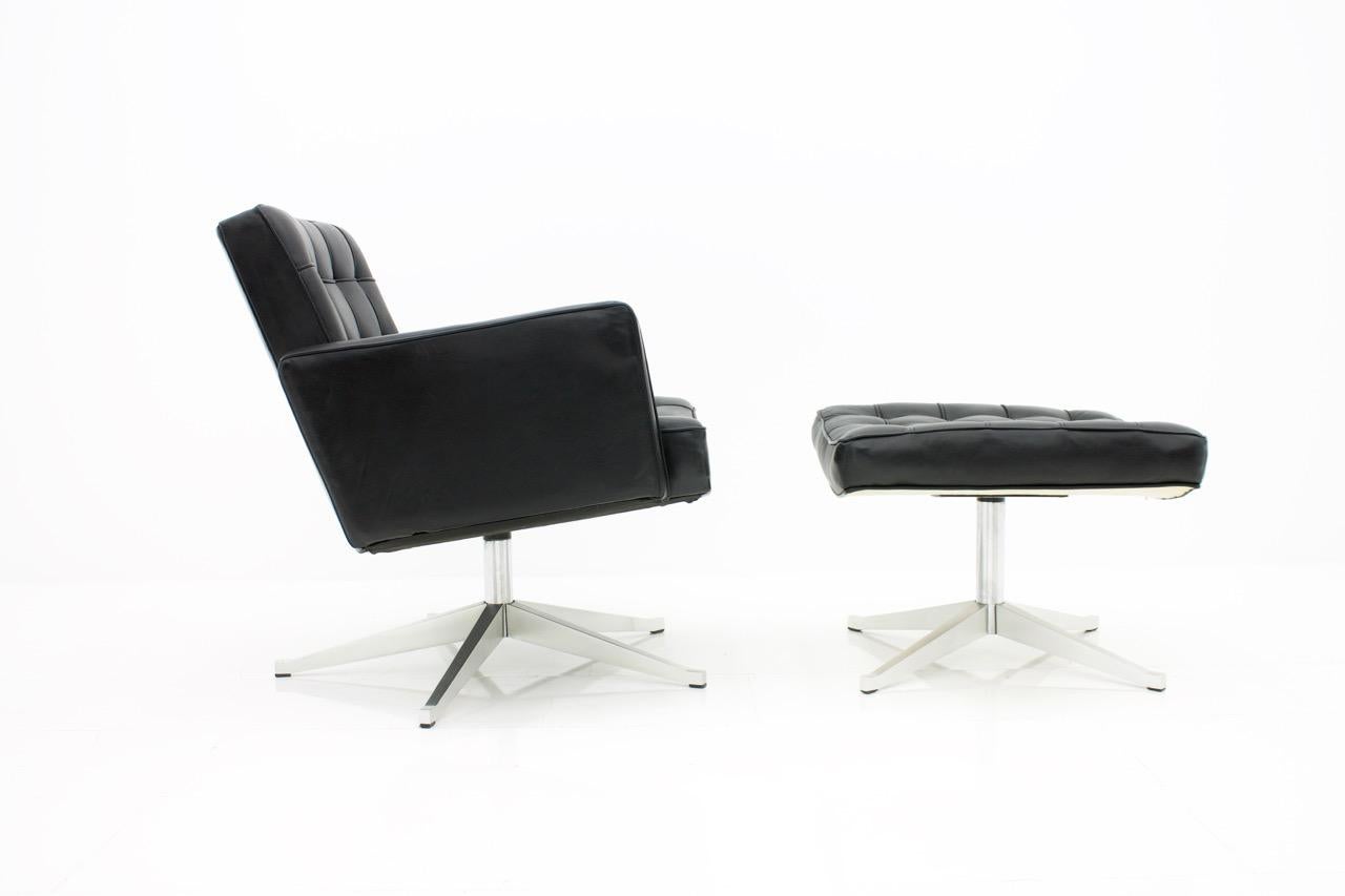 Vincent Cafiero Leather Lounge Chair with Stool, Knoll International, 1960s In Good Condition In Frankfurt / Dreieich, DE