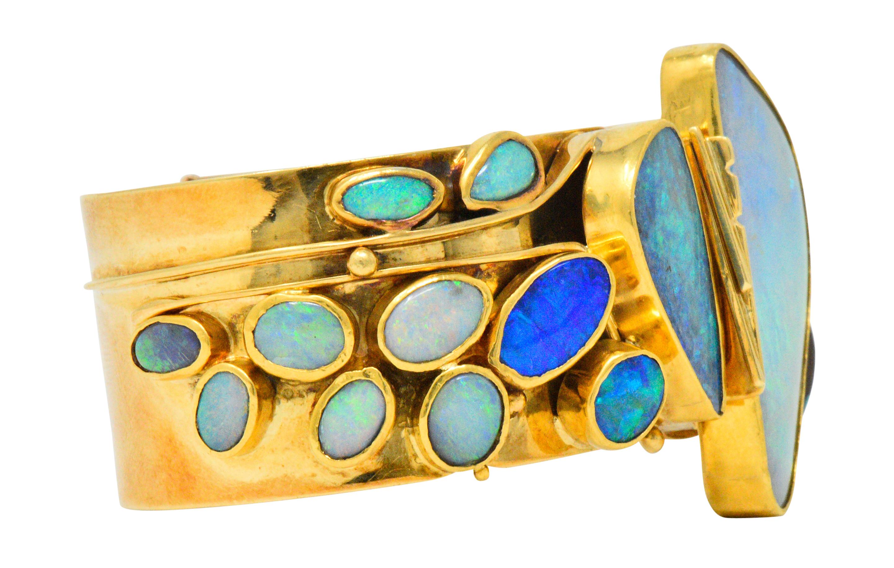 Vincent Ferrini Contemporary Opal 18 Karat Gold Bangle Bracelet In Excellent Condition In Philadelphia, PA