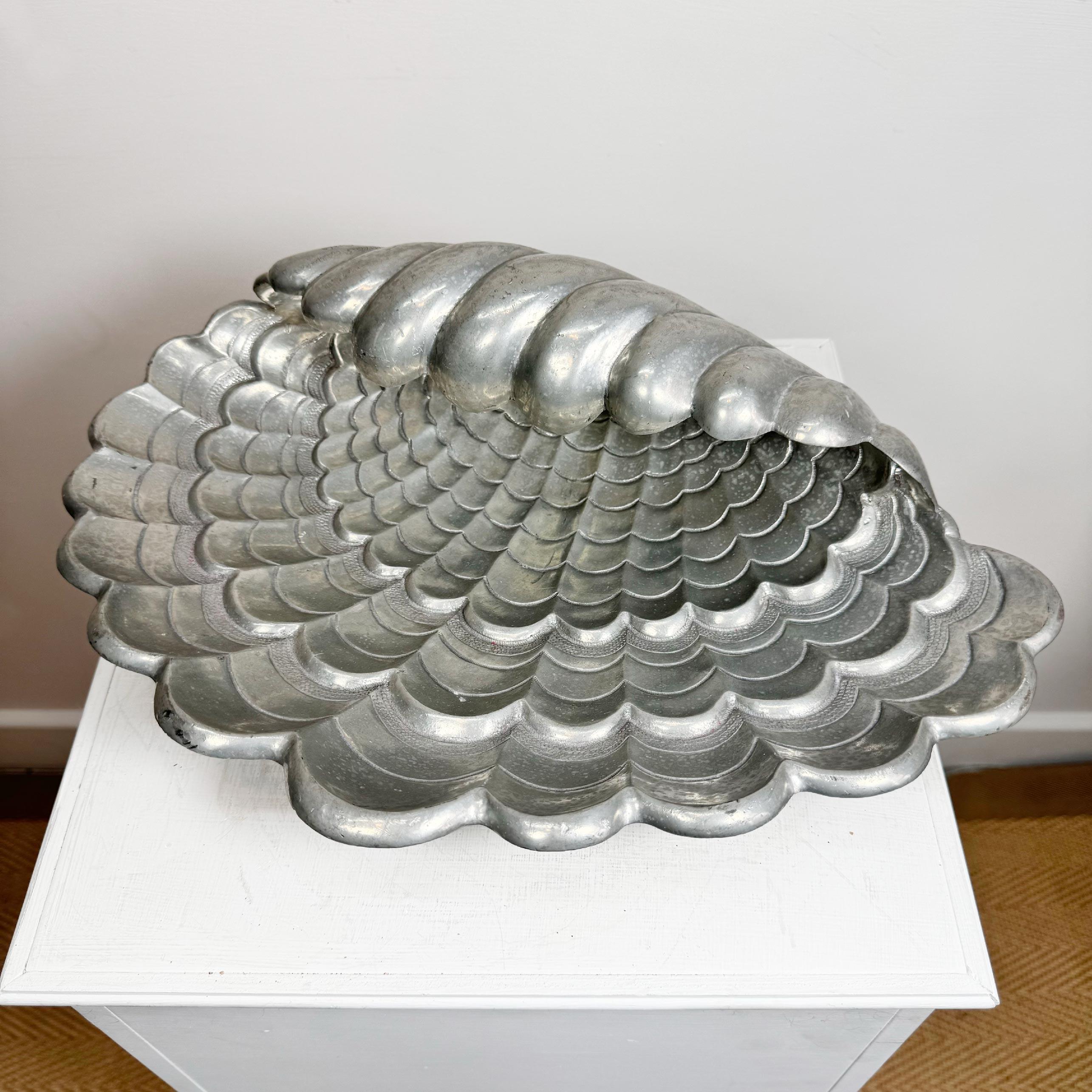 Vincent Garnier Pewter Clam Shell Table Lamp For Sale 4