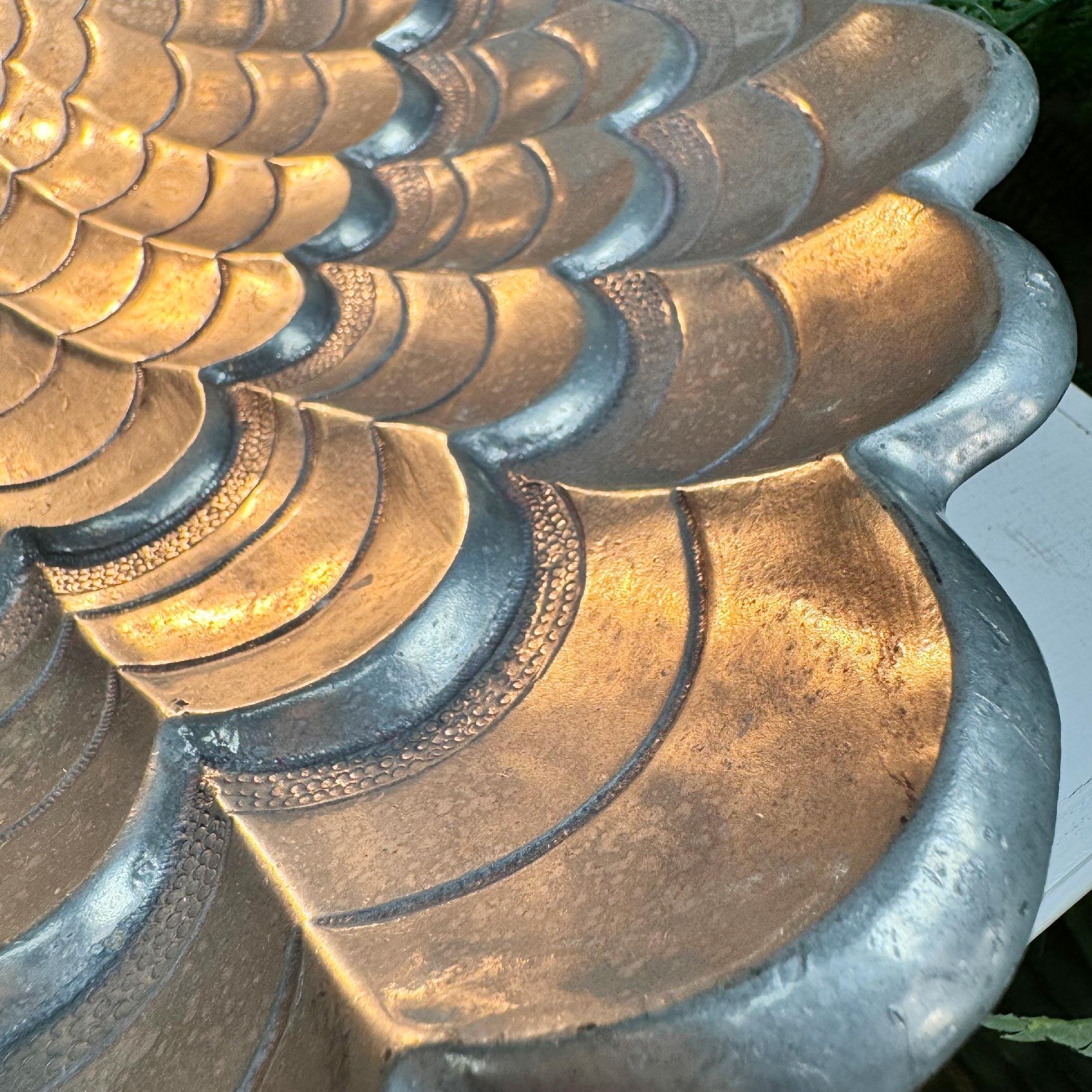 French Vincent Garnier Pewter Clam Shell Table Lamp For Sale