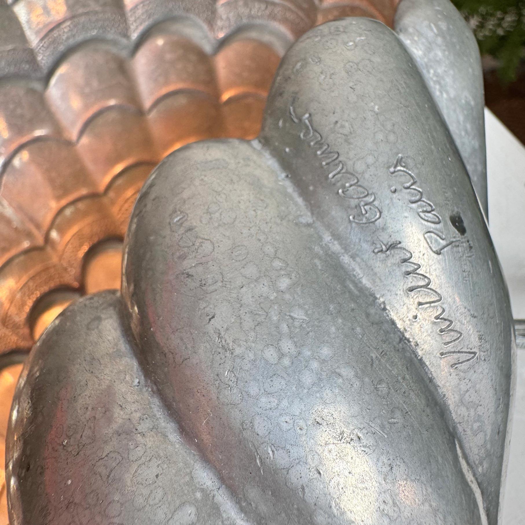 Francese Vincent Garnier Pewter Clam Shell Table Lamp in vendita