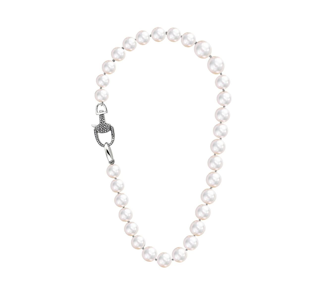 Contemporary Vincent Peach South Sea Tahitian Pearl Diamond Knotted Strand Necklace For Sale