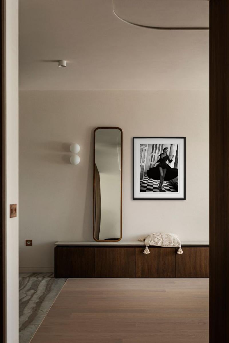 Adriana Lima, Menton, Fotografía artística, 2017 en venta 7