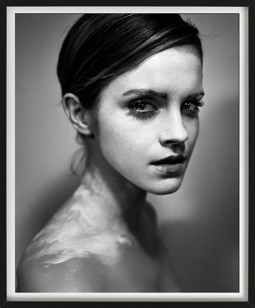 Emma Watson, Portait, Kunstfotografie, 2012 – Photograph von Vincent Peters
