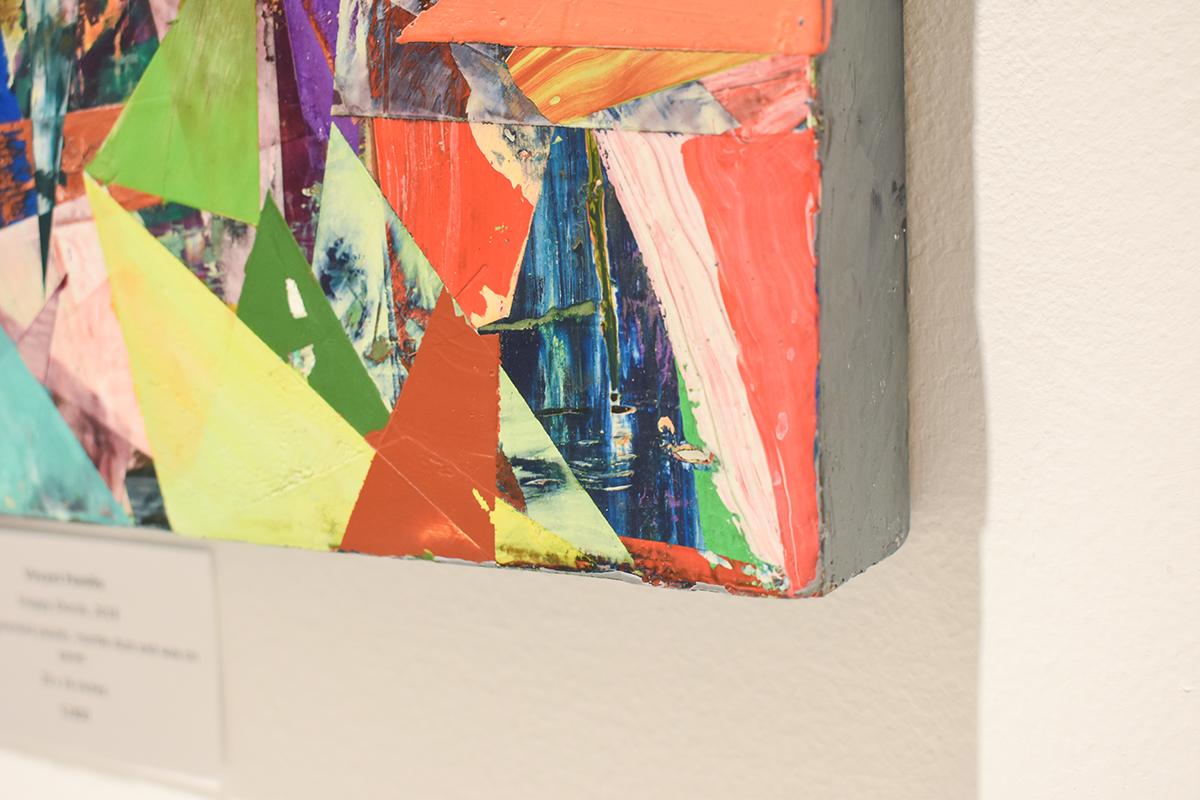 Snappy Shards (peinture abstraite multicolore sur panneau avec supports mixtes) - Marron Abstract Painting par Vincent Pomilio