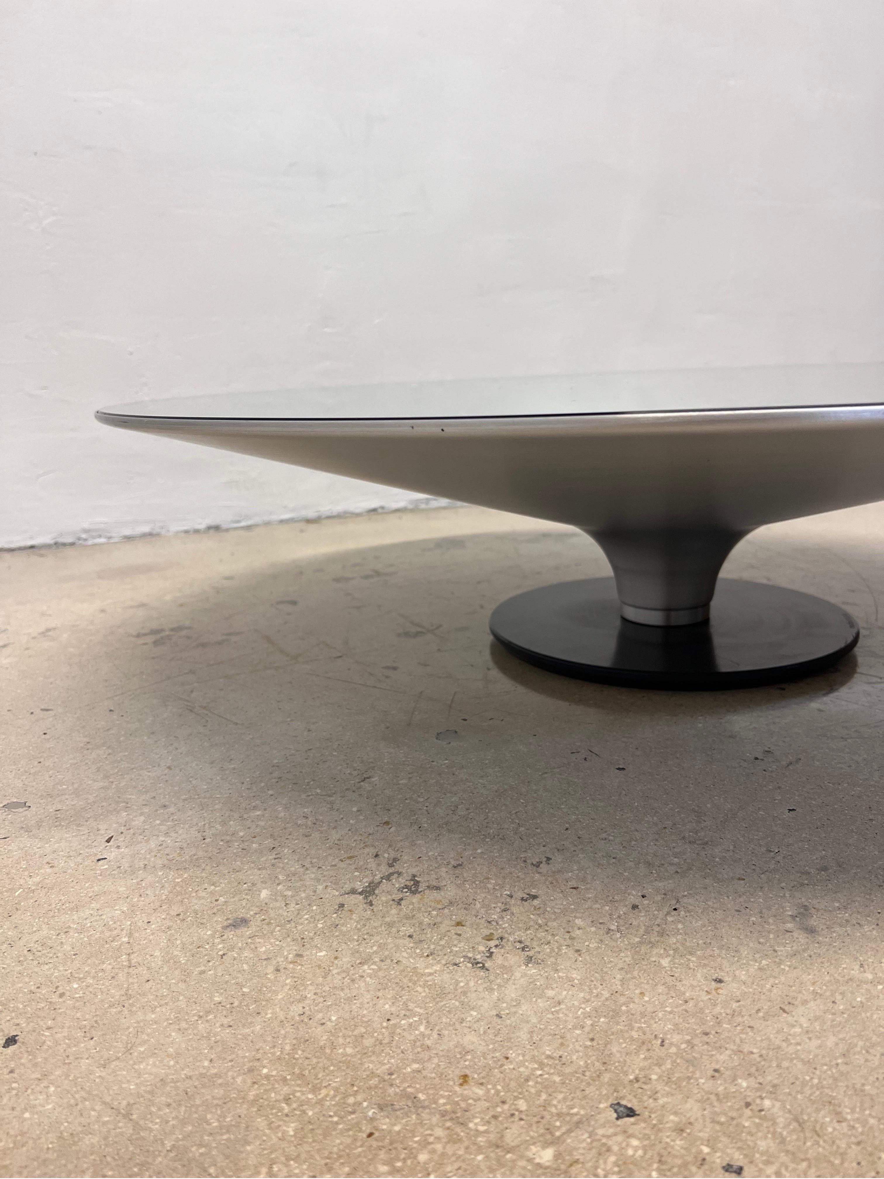 French Vincenzo Maiolino Ovni Cocktail Table with Clear Glass for Roche Bobois