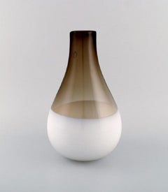 Vincenzo Nason & Cie, Murano, Large Teardrop-Shaped Vase, 1980s