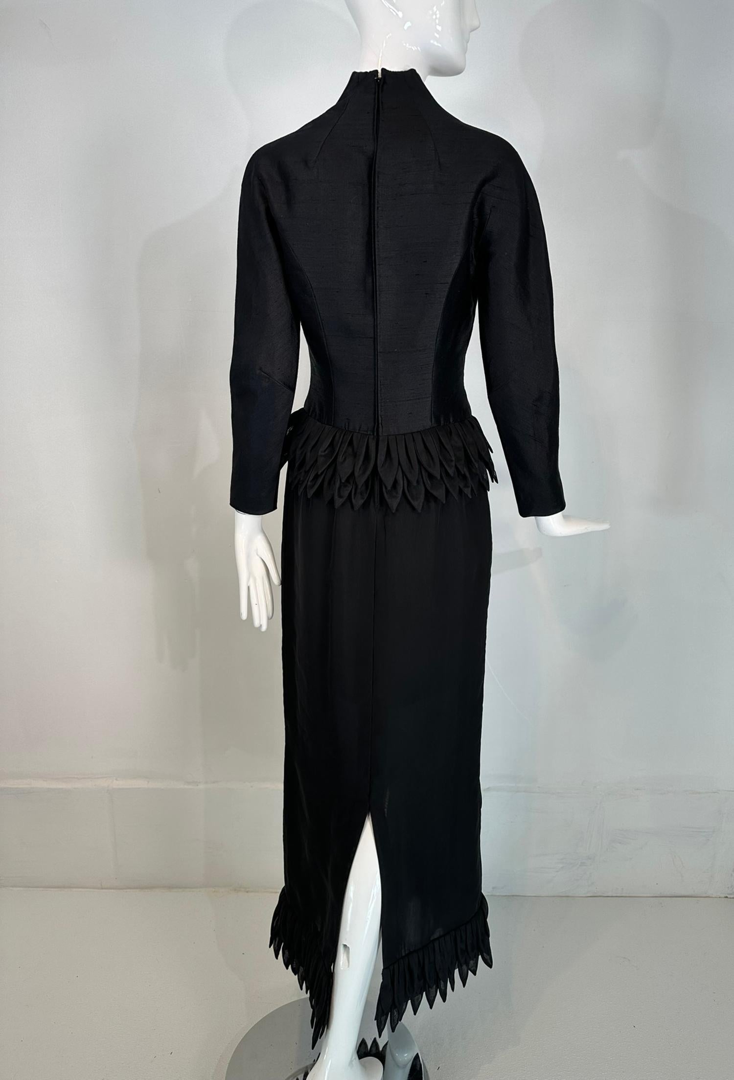 Vinchi Demi Couture Black Silk Hand Rolled Petal Evening Dress 1960s Hong Kong For Sale 4