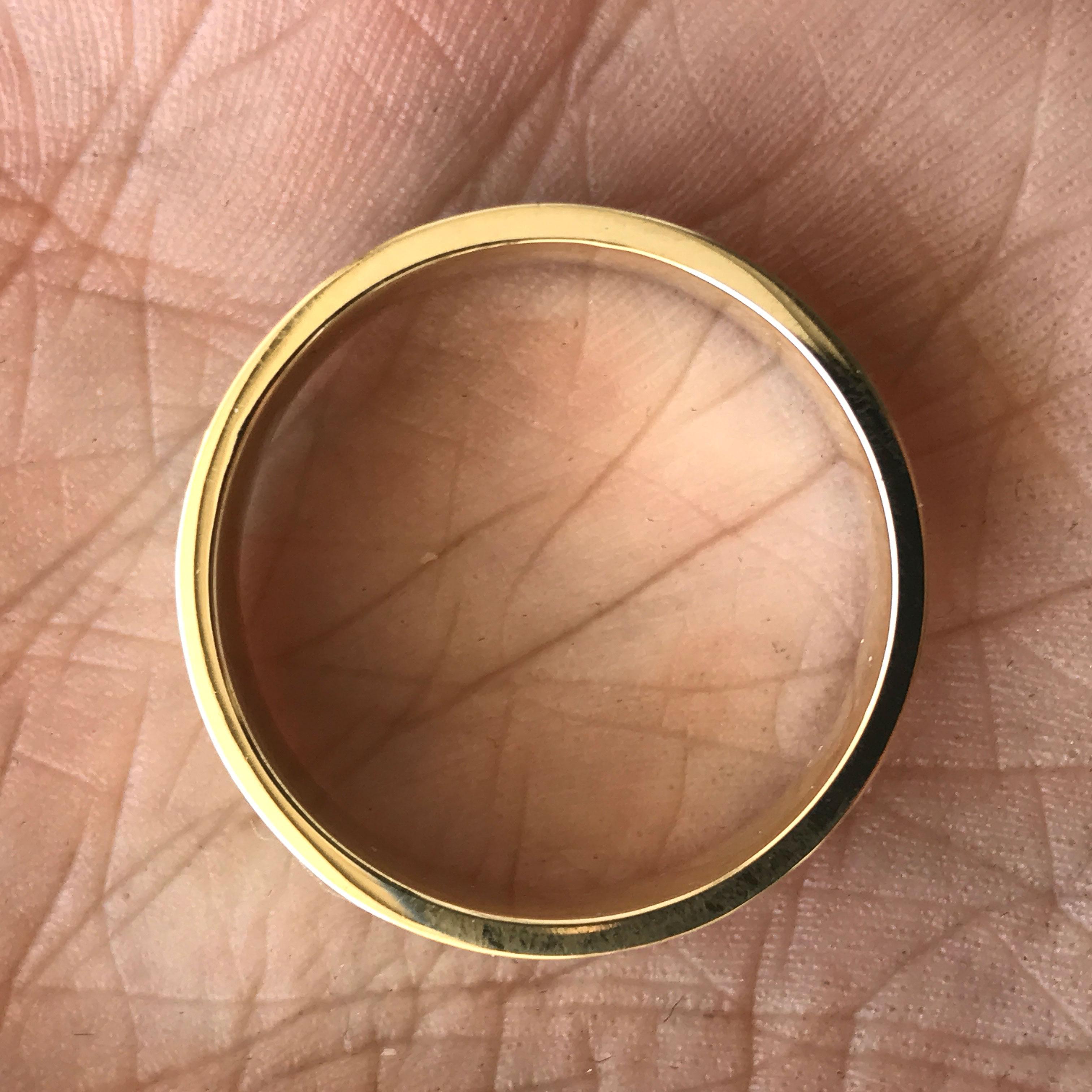 Anello con foglia di vite e uva in oro giallo 14 carati, Ben Dannie In condizioni Nuovo in vendita a West Hollywood, CA