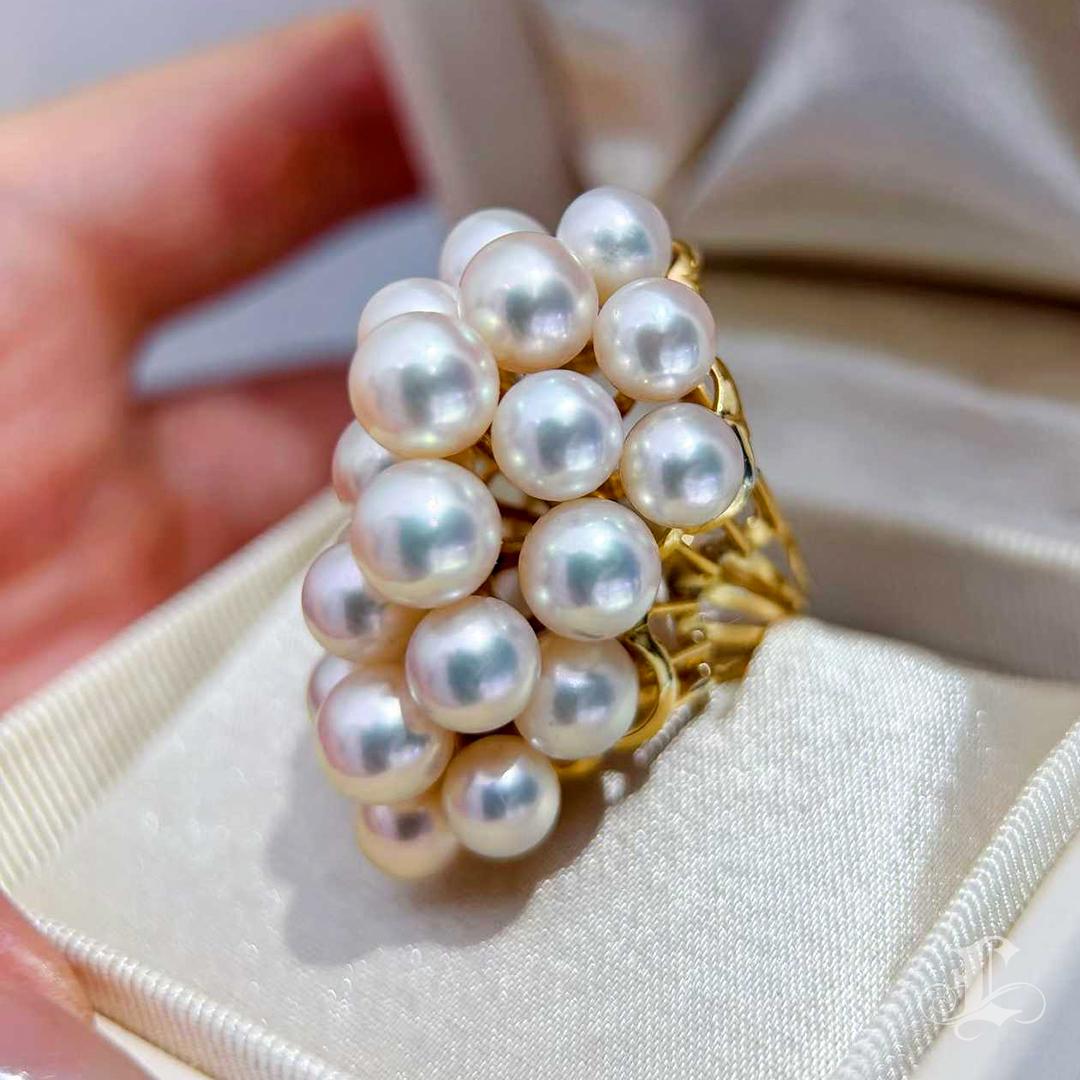 【Vine Symphony】Akoya Pearl Cluster Statement Ring in 18K Gold en vente 2