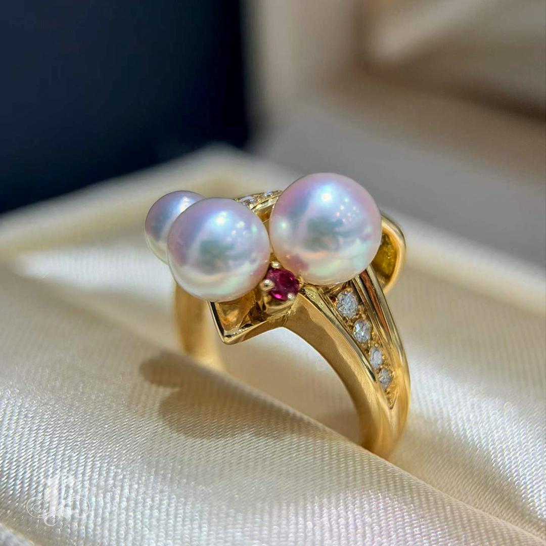 【Sinfonia della vite】 Anello con fiore a tromba di perla Akoya in oro 18 carati e diamanti in vendita 2