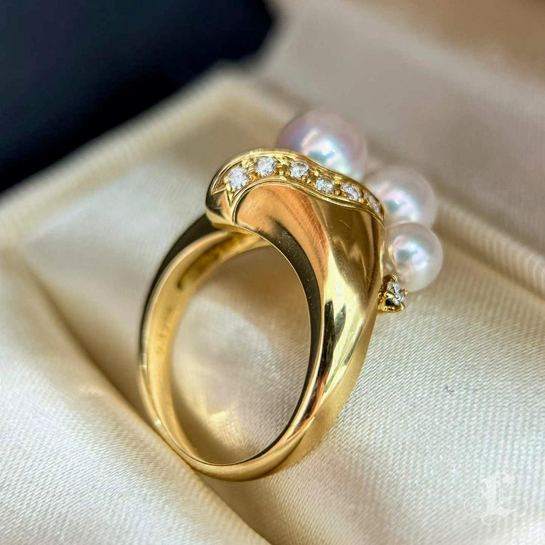 【Sinfonia della vite】 Anello con fiore a tromba di perla Akoya in oro 18 carati e diamanti in vendita 3