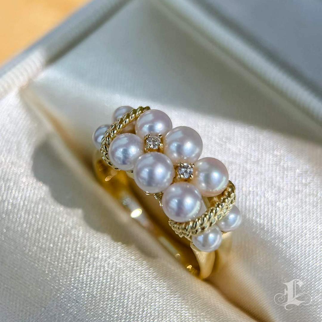Anello con ghirlanda di perle Akoya e diamanti In condizioni Nuovo in vendita a New York, NY