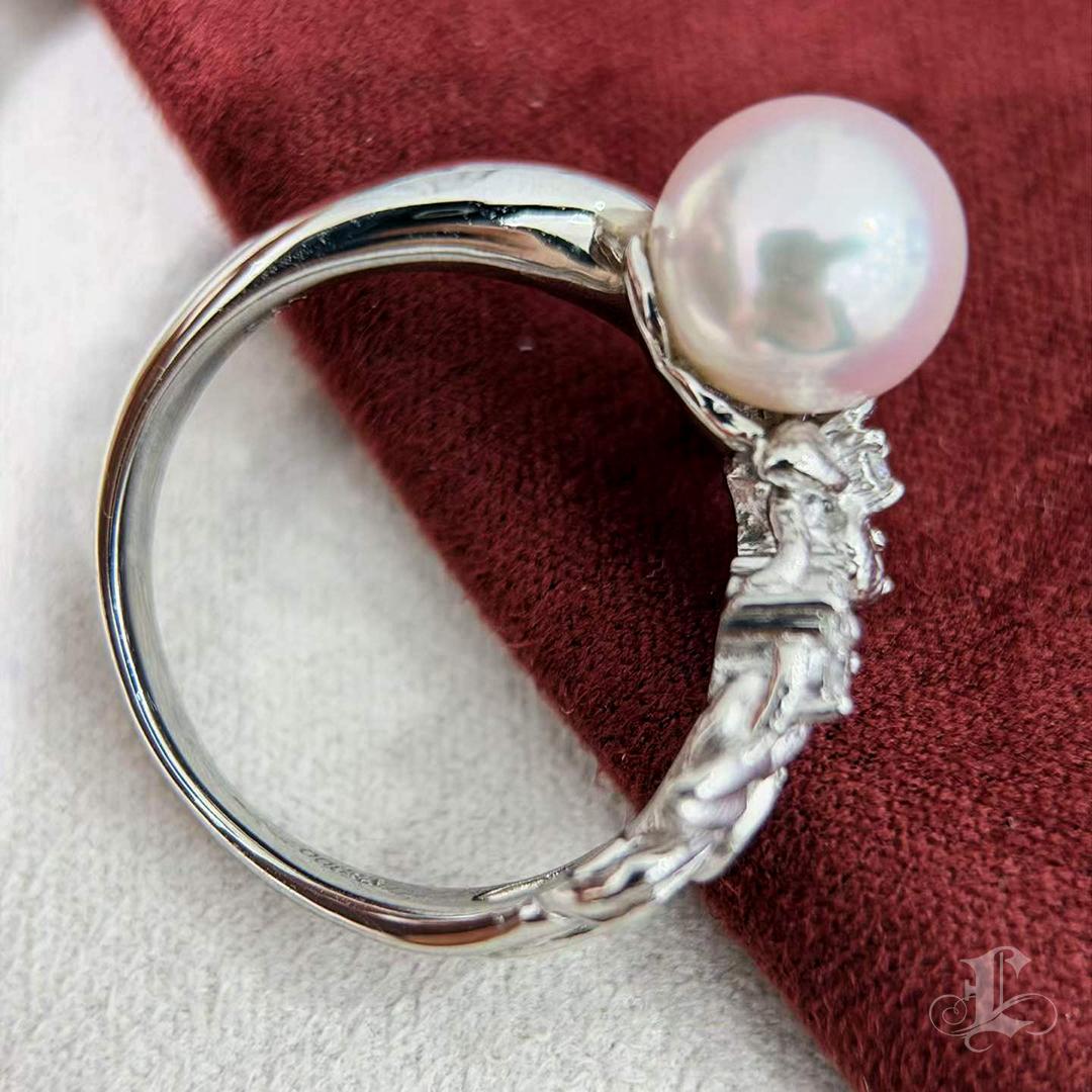 Anello floreale in platino con perla Akoya Aurora in vendita 3