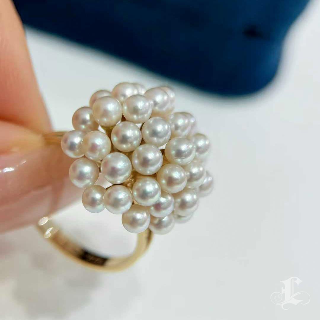 【Vine Symphony】Aurora Baby Akoya Pearl Bouquet Ring in 14k Gold For Sale 1