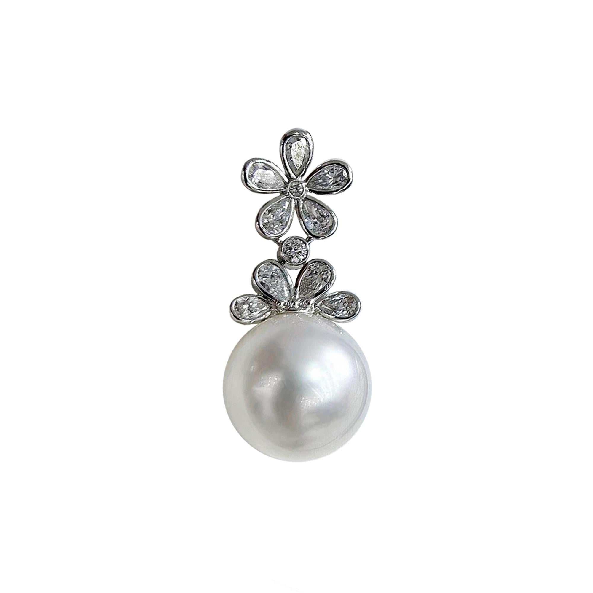 【Vine Symphony】Blossom Drop Aurora South Sea Pearl & Diamond Pendant For Sale 3