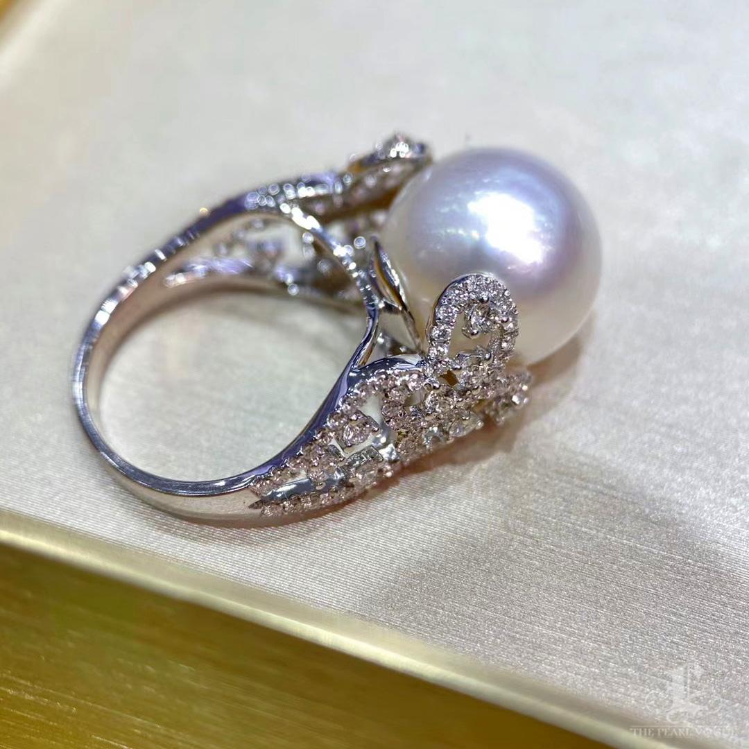 【Vine Symphony】Butterfly Embrace South Sea Pearl Diamond Ring For Sale 3