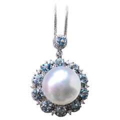 【Crown Radiance】Colgante de perla del mar del sur, aguamarina y diamantes con halo celestial