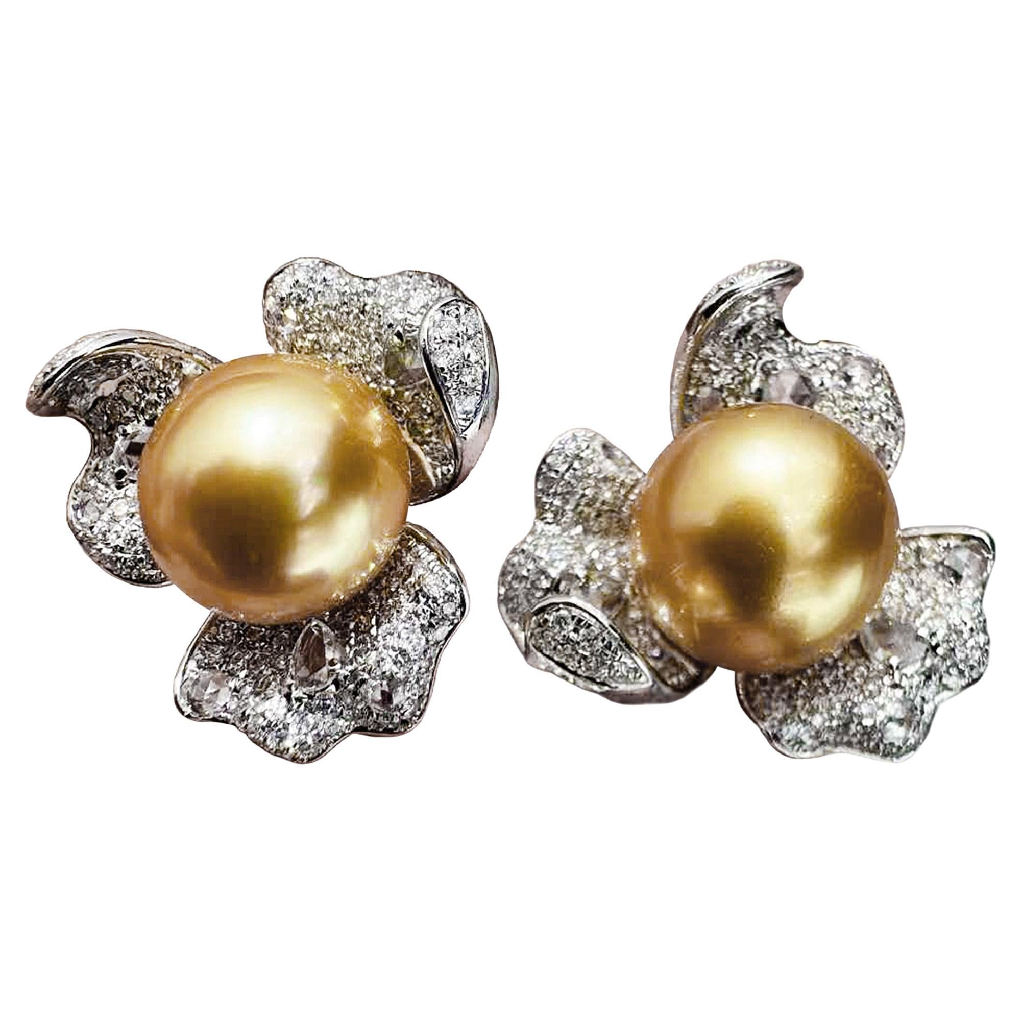 【Vine Symphony】Golden Petal Aurora South Sea Pearl Diamond Leaf Earrings en vente