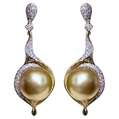 【Lustre Arc】Golden Wave Aurora South Sea Pearl Diamond Drop Earrings