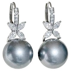 【Vine Symphony】Noir Bloom Aurora Tahitian Pearl & Diamond Earrings