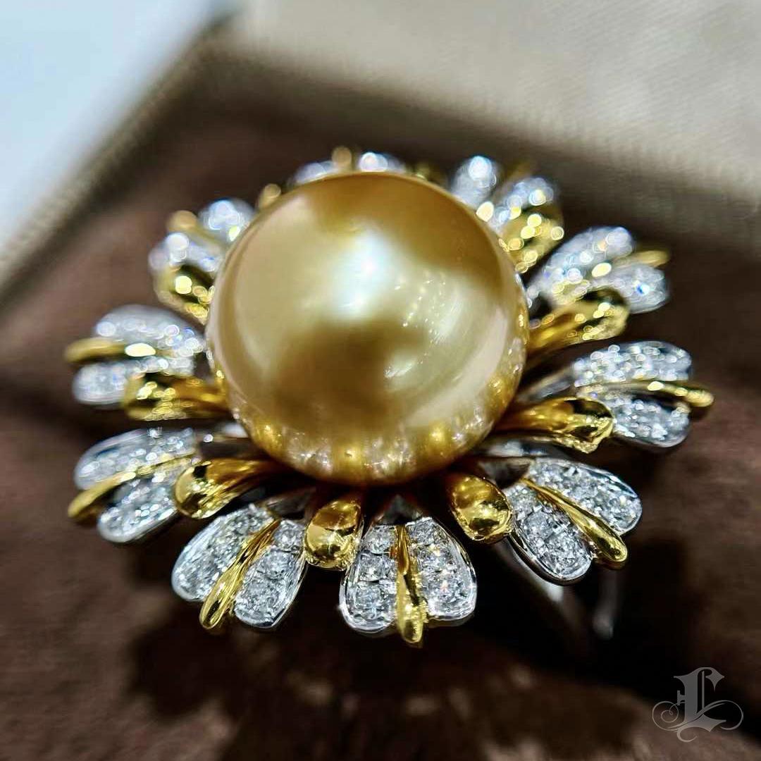 【Vine Symphony】Sunburst Bloom Bague diamant perle des mers du sud dorée Pour femmes en vente