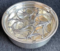 "Vine & Tendril", High Style Deco Sterling Silberschale mit durchbrochenem Deckel, 1940