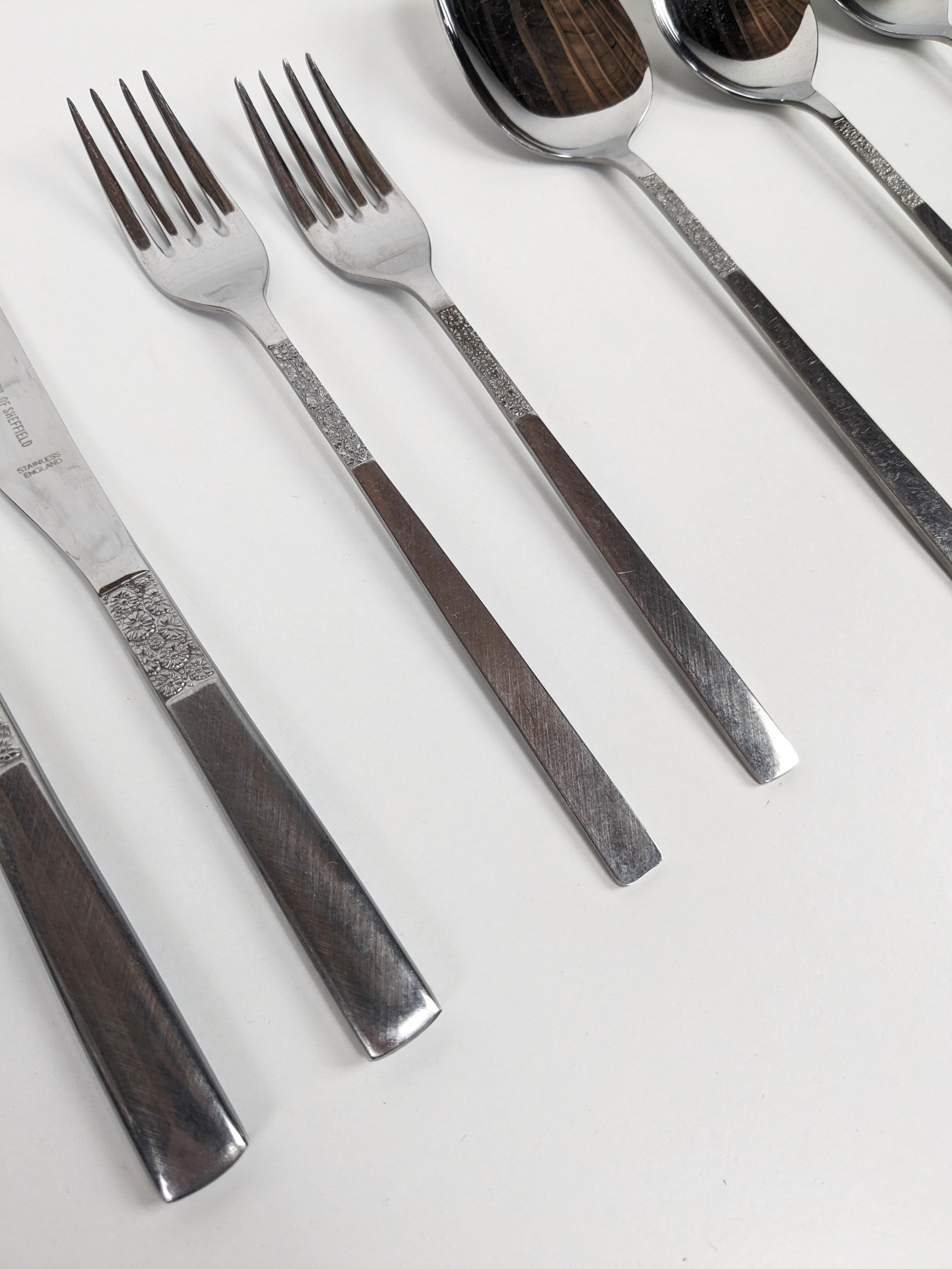 Stainless Steel Viners ‘Love Story’ cutlery, Presentation set, stainless steel, 44 pc, 1970s